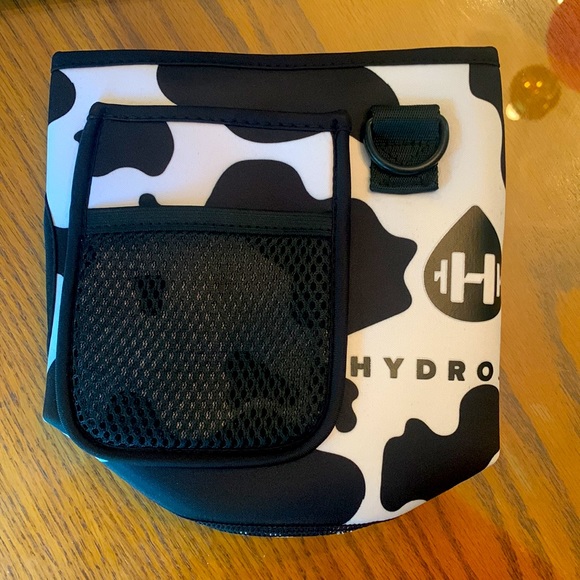 HydroJug Dining Limited Edition Hydrojug Cow Print Sleeve Straw